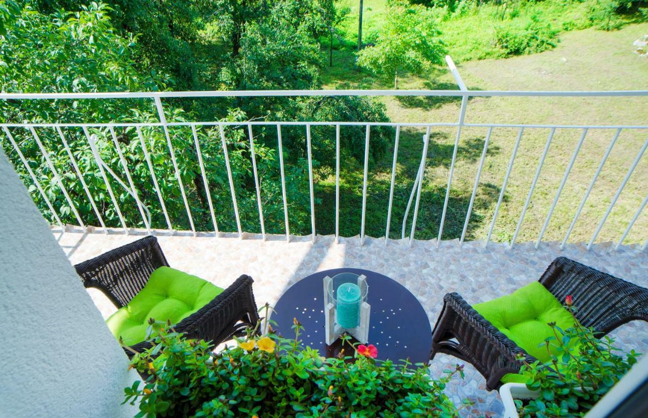 Apartman Visnja Szluin Kültér fotó