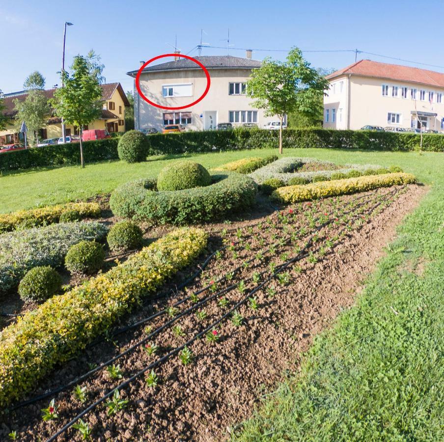 Apartman Visnja Szluin Kültér fotó